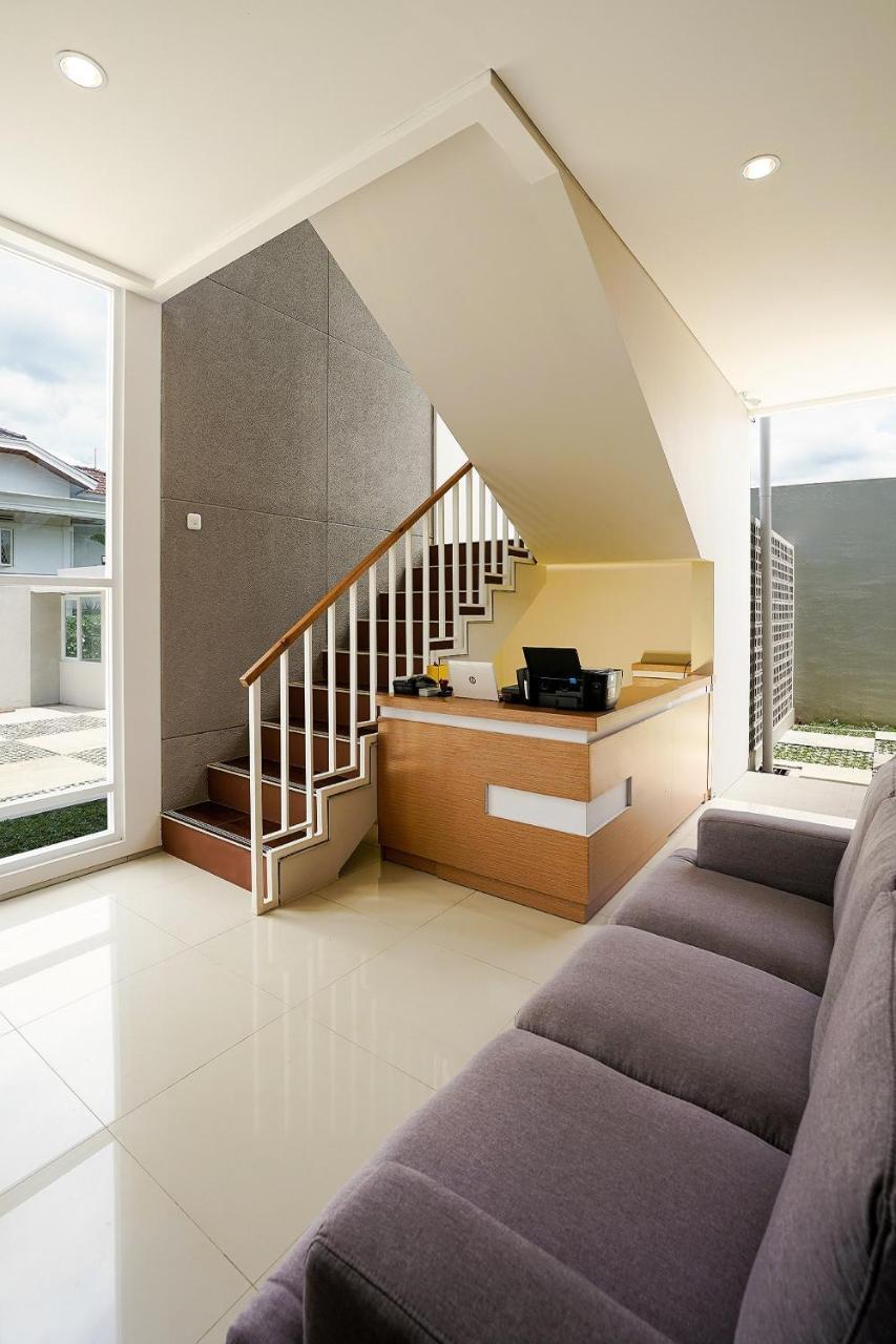 Oyo 367 Ridha Residence Bandung Esterno foto